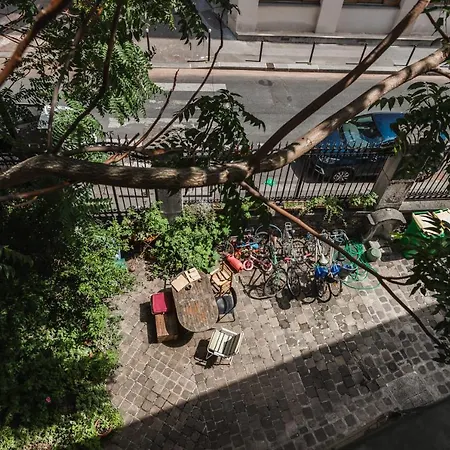 شقة Bright Atypical Duplex In Menilmontant