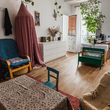 Bright Atypical Duplex In Menilmontant *