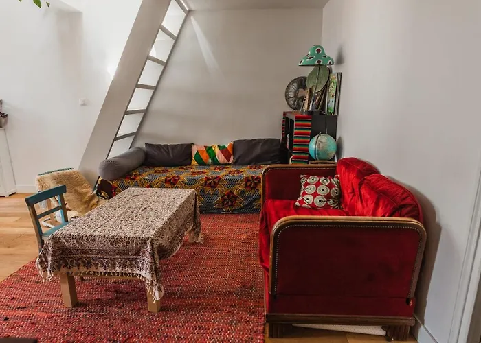 Bright Atypical Duplex In Menilmontant
