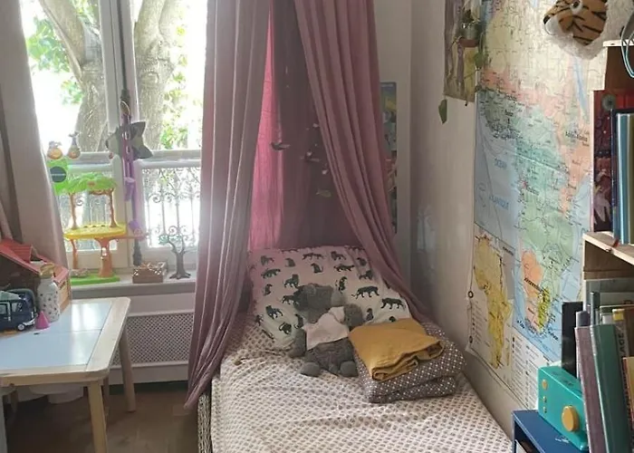 Daire Bright Atypical Duplex In Menilmontant Paris